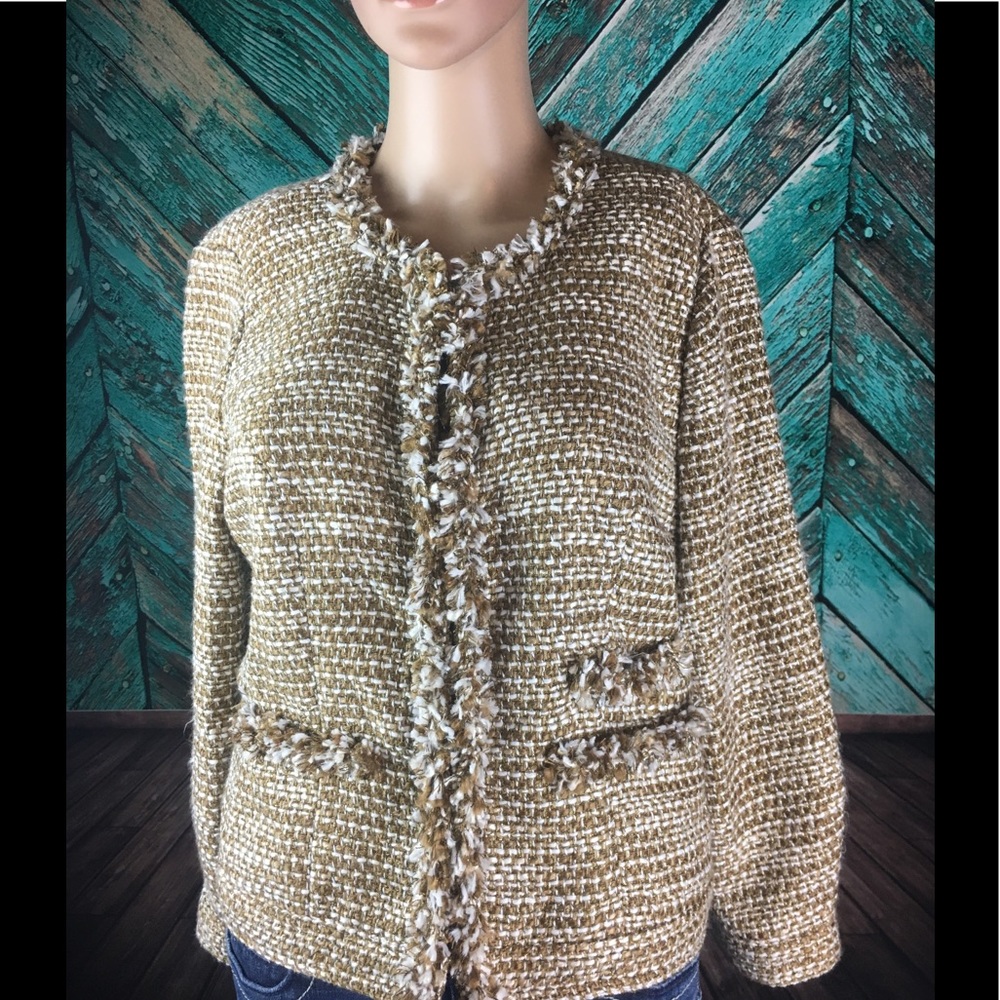 CAbi Phoebe Tweed Jacket - Picture 2 of 8